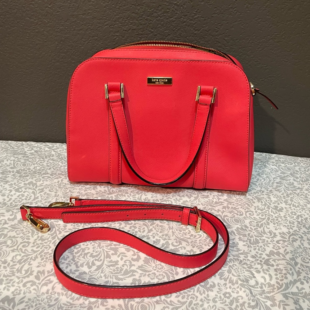 Small Kate Spade coral purse/satchel